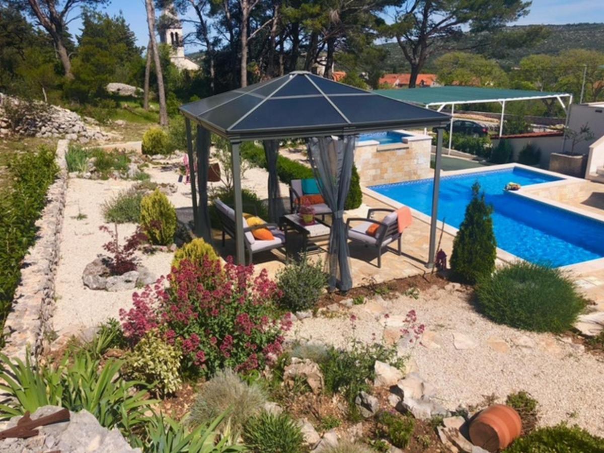 Holiday Home Ela Dračevica エクステリア 写真