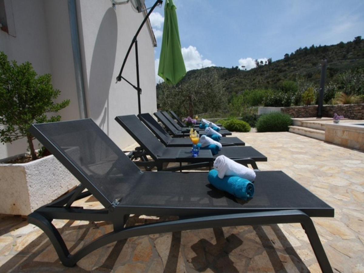Holiday Home Ela Dračevica エクステリア 写真