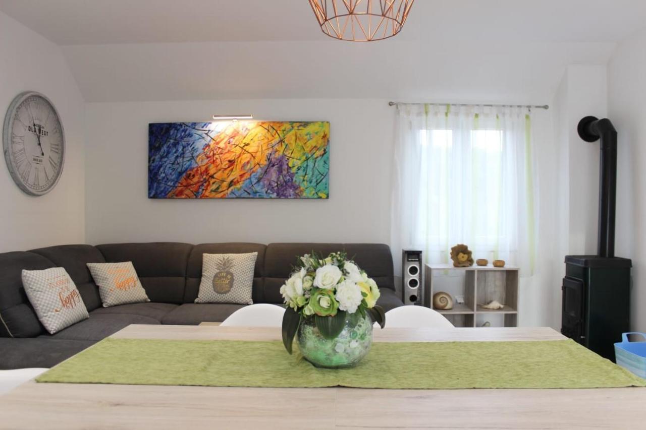Holiday Home Ela Dračevica エクステリア 写真